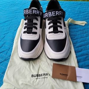 BURBERRY RONNIE LOW TRAINERS EU 46
